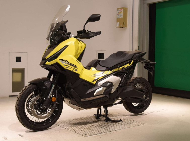 Мотоцикл Honda X-ADV750-2 с пробегом 1124 km