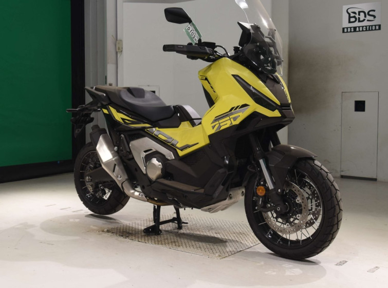 Мотоцикл Honda X-ADV750-2 с пробегом 1124 km