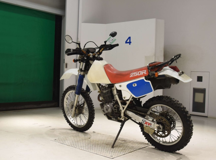 Мотоцикл Honda XR250 з пробігом 18114 km