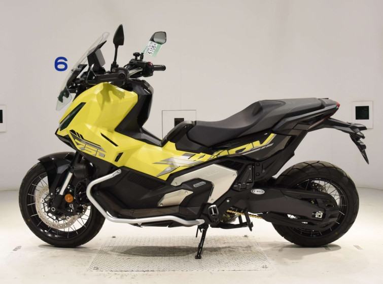 Мотоцикл Honda X-ADV750-2 з пробігом 1104 km