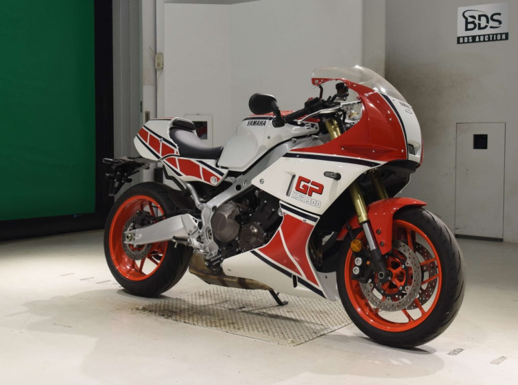 Мотоцикл Yamaha xsr900 gp з пробігом 973 km