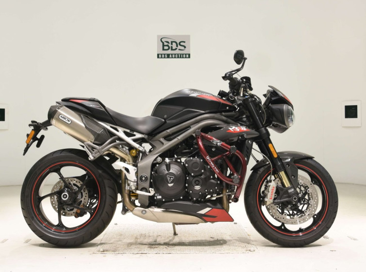 Мотоцикл Triumph SPEED TRIPLE RS з пробігом 25251 km