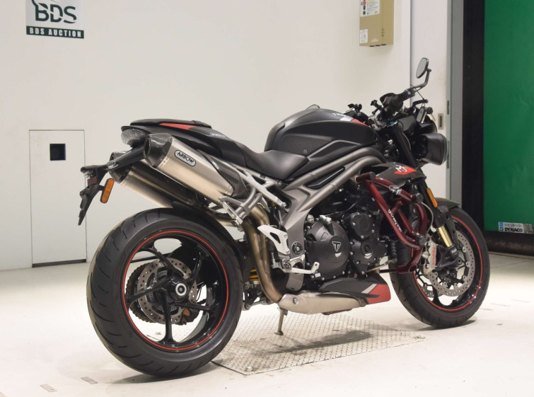 Мотоцикл Triumph SPEED TRIPLE RS з пробігом 25251 km