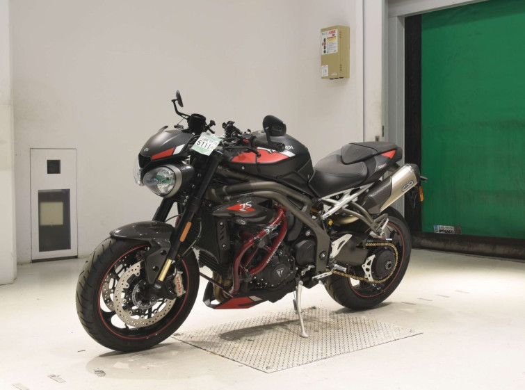 Мотоцикл Triumph SPEED TRIPLE RS з пробігом 25251 km