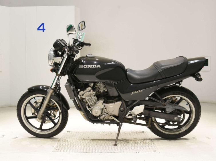 Мотоцикл Honda JADE CB250 з пробігом 37235 km