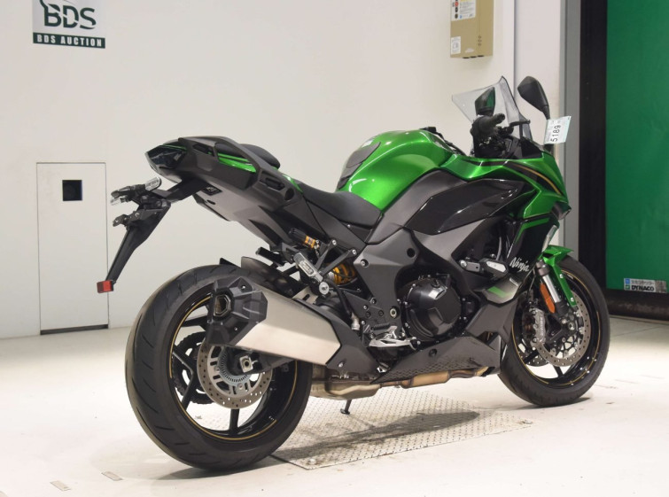 Мотоцикл Kawasaki ninja 1000 sx с пробегом 1179 km