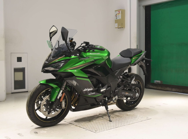 Мотоцикл Kawasaki ninja 1000 sx с пробегом 1179 km