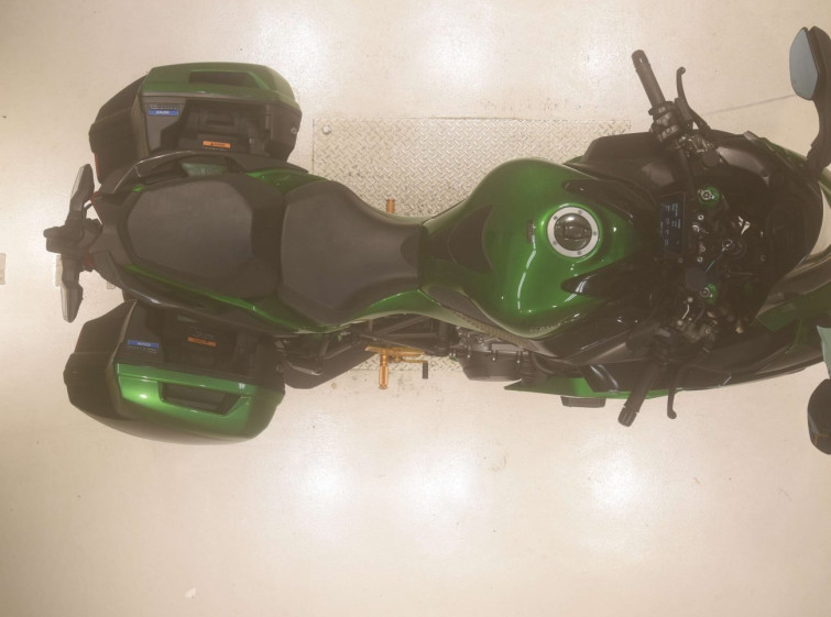 Мотоцикл Kawasaki NINJA H2 SX с пробегом 22229 km