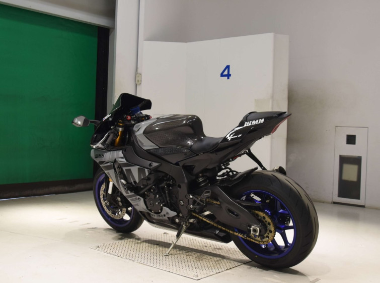 Мотоцикл Yamaha YZF-R1 с пробегом 34055 km