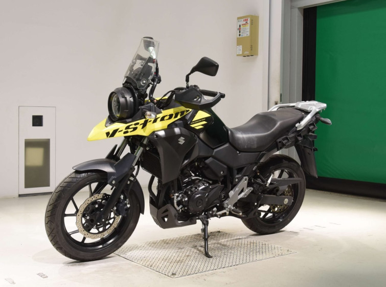Мотоцикл Suzuki V-STROM DL250 з пробігом 1290 km