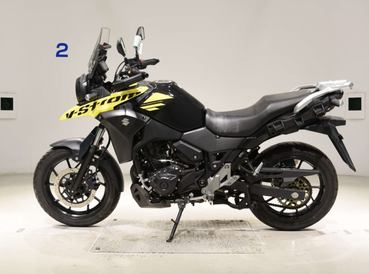 Мотоцикл Suzuki V-STROM DL250 з пробігом 1290 km