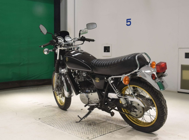 Мотоцикл Yamaha SR500 с пробегом 5427 km