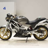 Мотоцикл Honda VTR250 с пробегом 32354 km