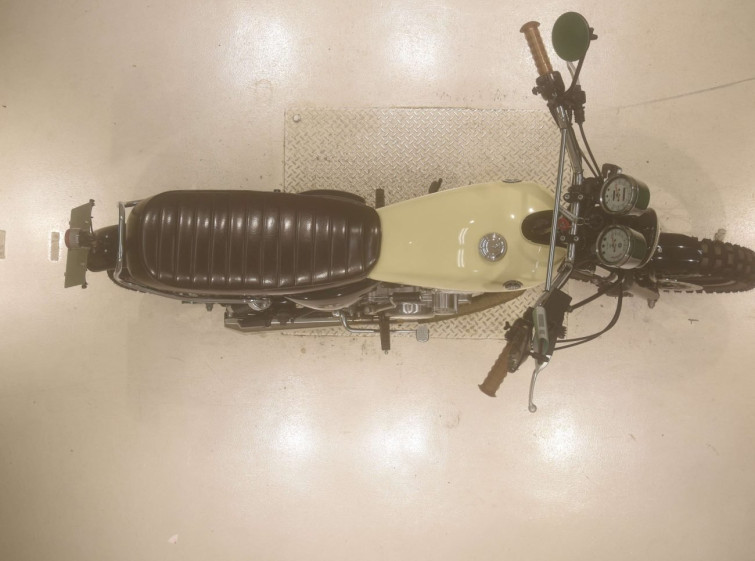 Мотоцикл Yamaha SR400 з пробігом 1893 km