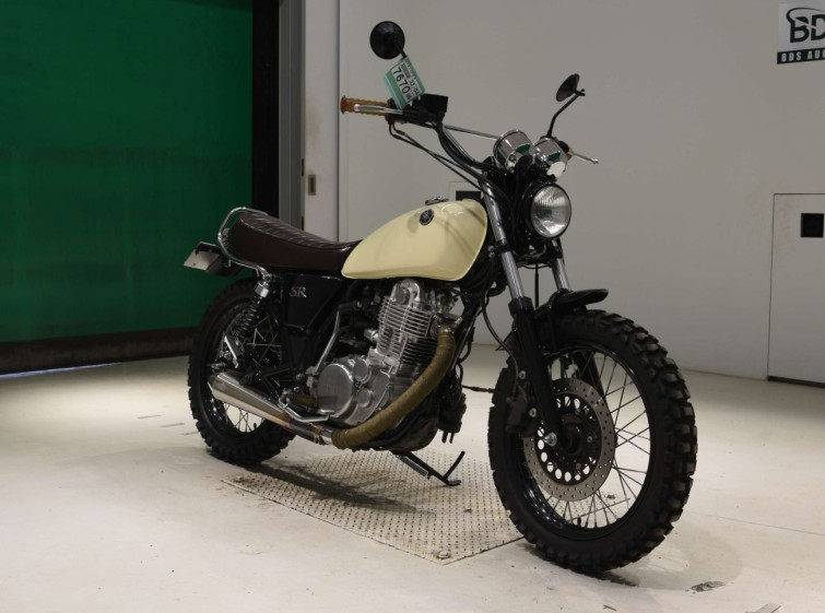 Мотоцикл Yamaha SR400 з пробігом 1893 km