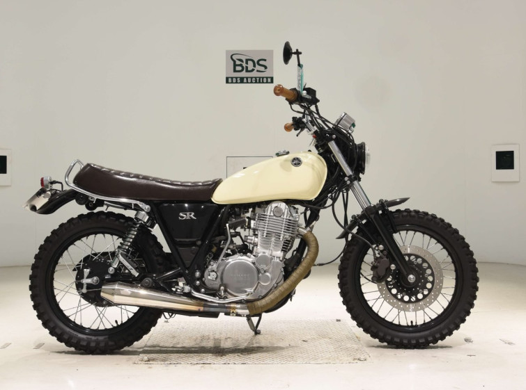 Мотоцикл Yamaha SR400 з пробігом 1893 km