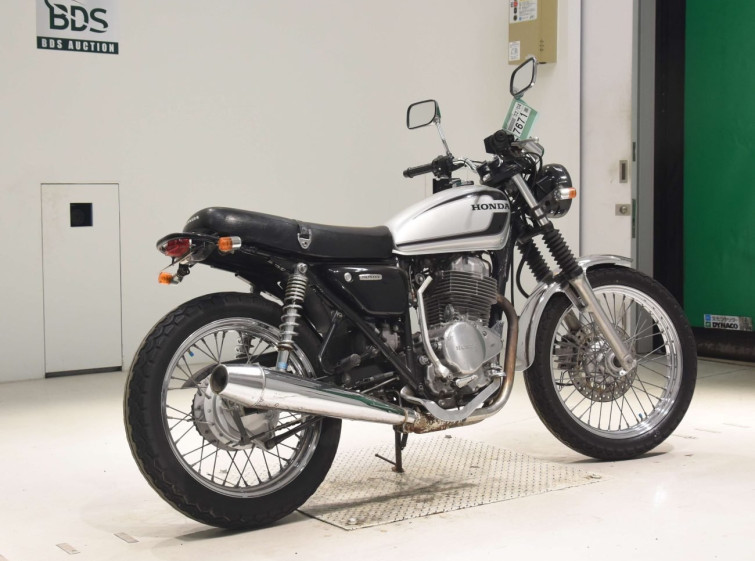 Мотоцикл Honda CB400SS с пробегом 27768 km