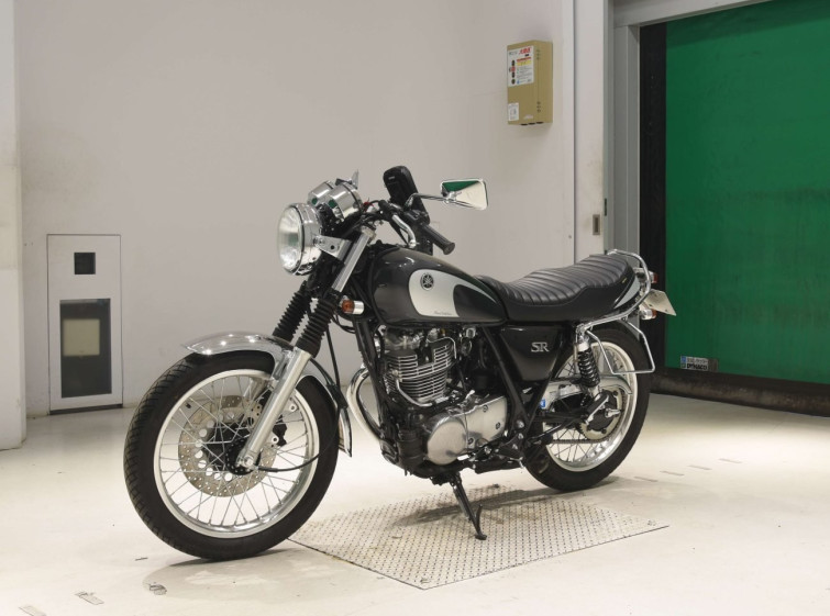 Мотоцикл Yamaha SR400 з пробігом 1336 km