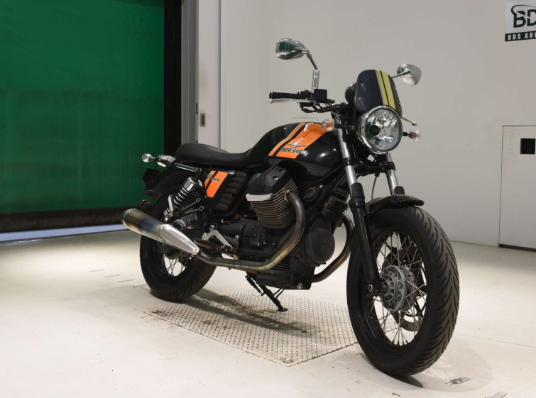 Мотоцикл Moto Guzzi V7 STONE