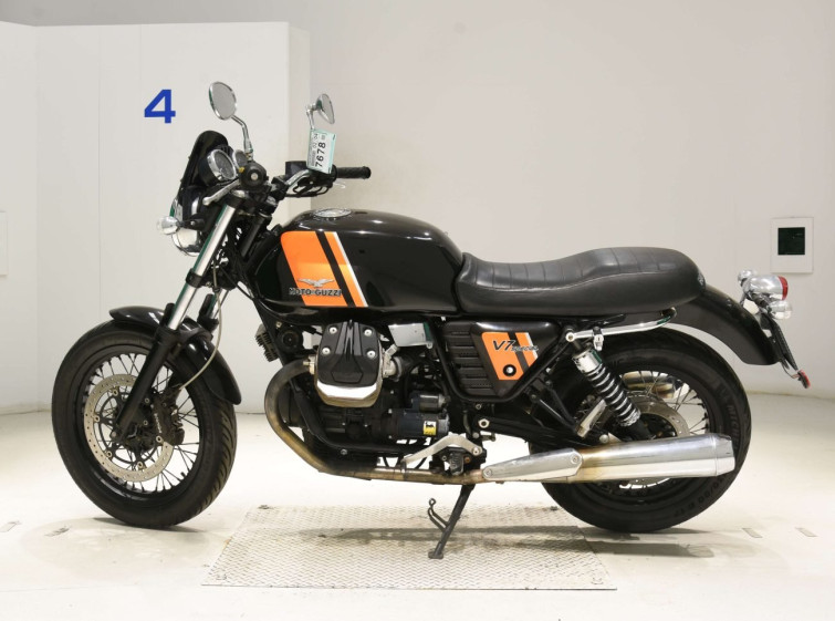 Мотоцикл Moto Guzzi V7 STONE