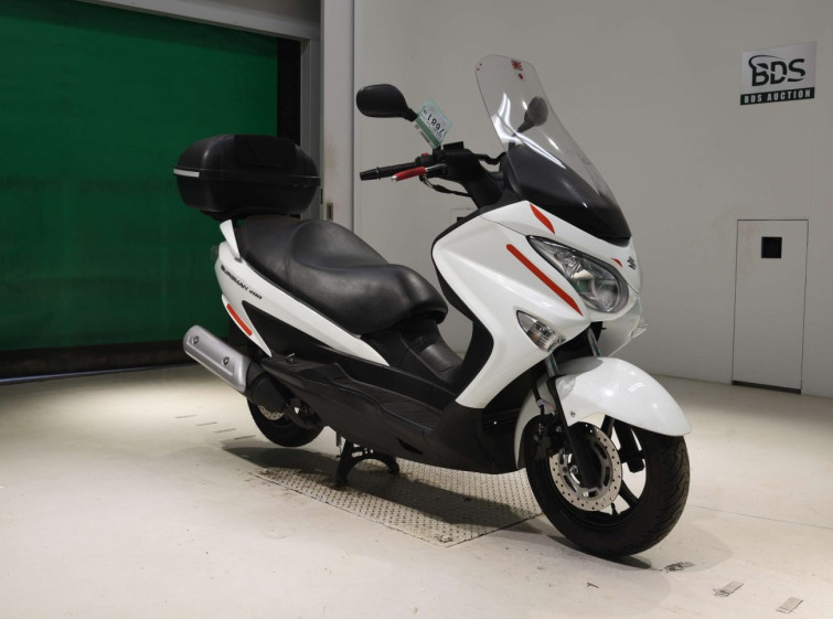 Мотоцикл Suzuki BURGMAN200 з пробігом 28755 km