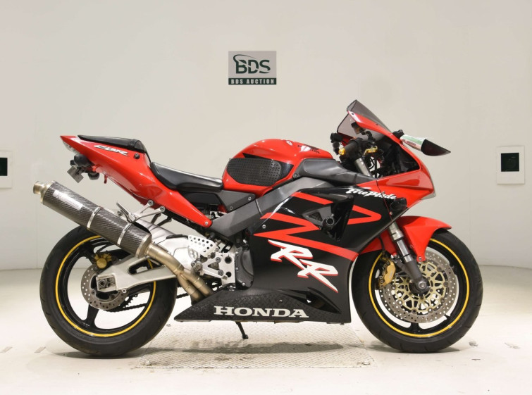 Мотоцикл Honda CBR954RR з пробігом 41746 m