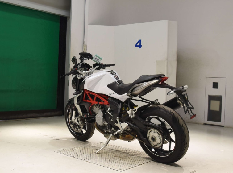 Мотоцикл MV Agusta TURISMO VELOCE з пробігом 2937 km