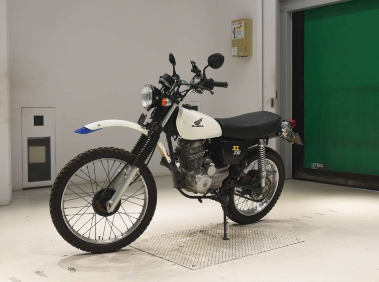 Мотоцикл Honda XL230 с пробегом 11360 km
