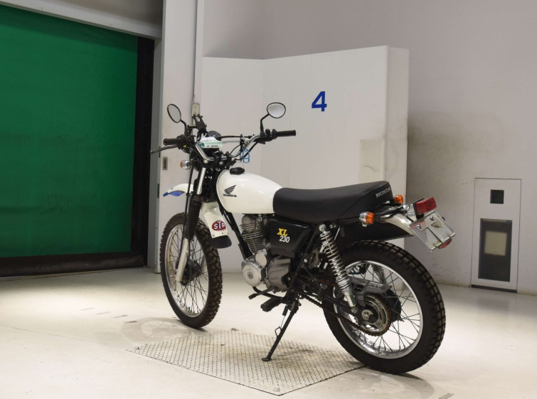Мотоцикл Honda XL230 с пробегом 11360 km