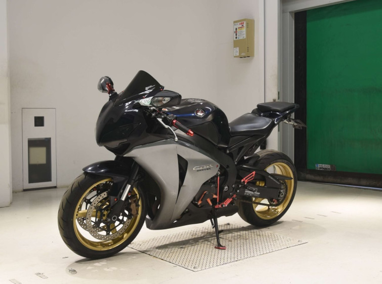 Мотоцикл Honda CBR1000RR з пробігом 23213 km