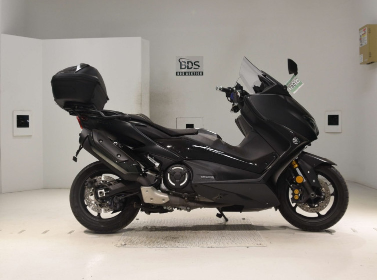 Мотоцикл Yamaha T-MAX560T с пробегом 10007 km
