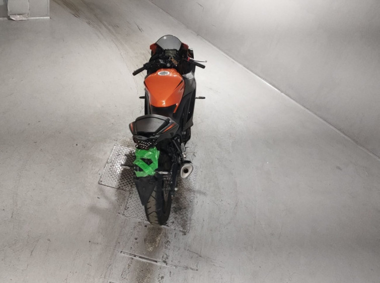 Мотоцикл Yamaha YZF-R25 с пробегом 7536 km