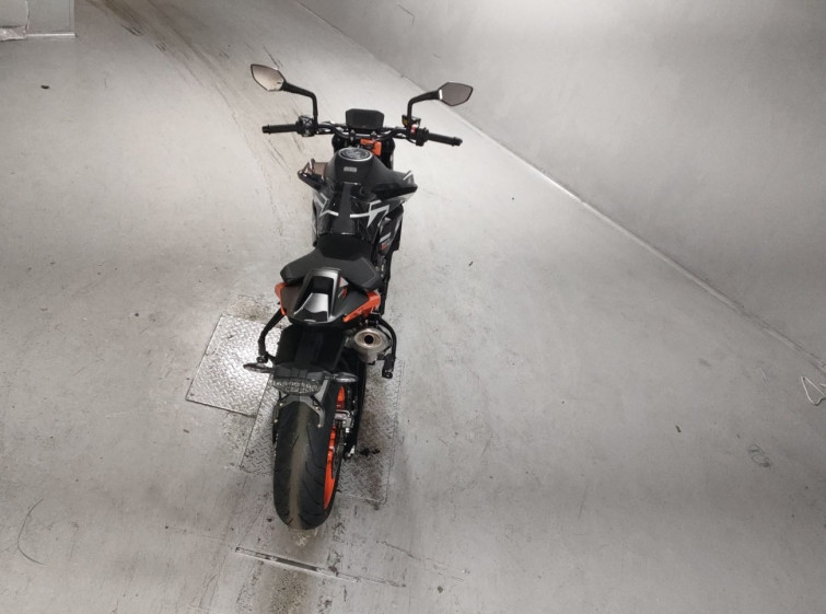 Мотоцикл KTM 890 DUKE GP с пробегом 1 km