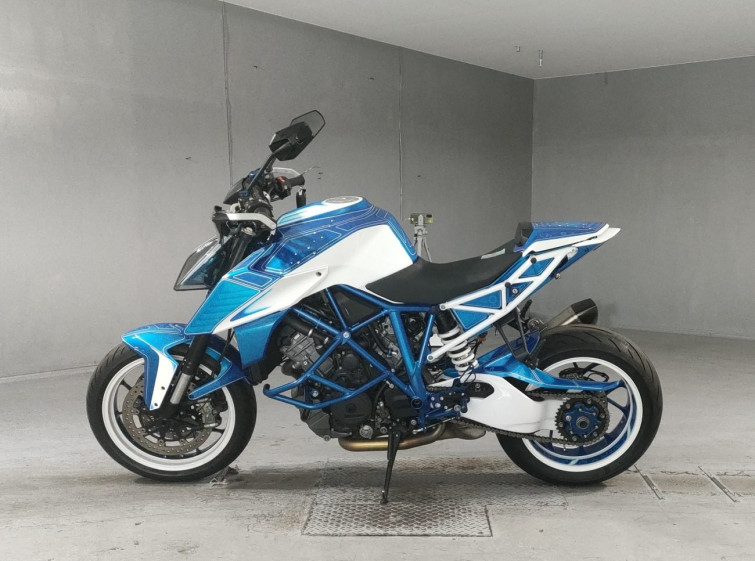 Мотоцикл KTM 1290 SUPERDUKE R з пробігом 12910 km