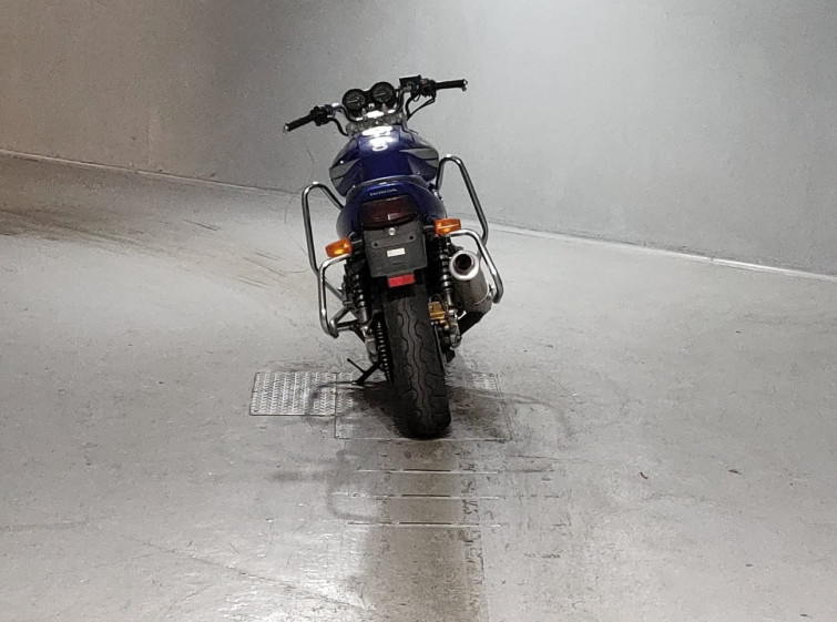 Мотоцикл Honda CB400SFV с пробегом 48577 km