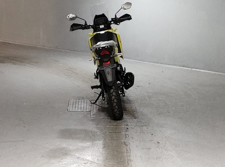 Мотоцикл Suzuki v- strom 250sx