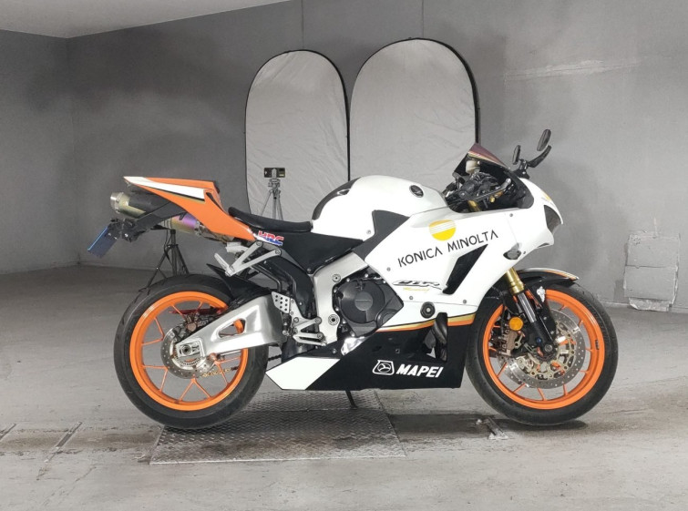 Мотоцикл Honda CBR600RR с пробегом 74476 km
