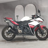 Мотоцикл Yamaha YZF-R25 з пробігом 75206 km