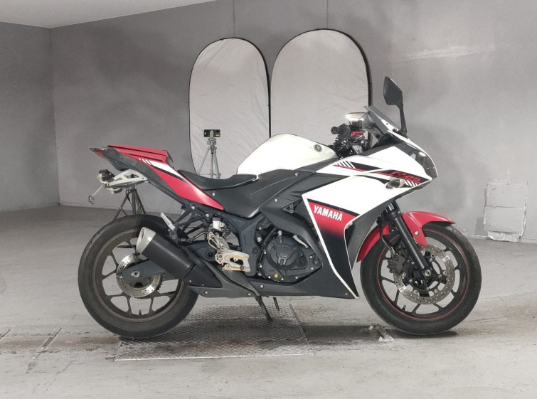 Мотоцикл Yamaha YZF-R25 з пробігом 75206 km