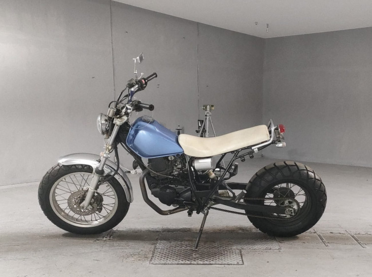Мотоцикл Yamaha TW200 з пробігом 24186 km