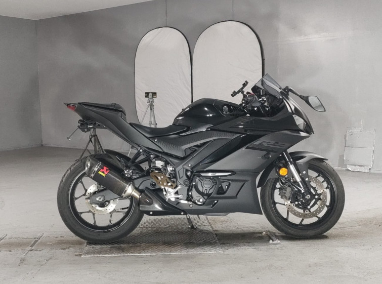 Мотоцикл Yamaha YZF-R3 з пробігом 6953 km