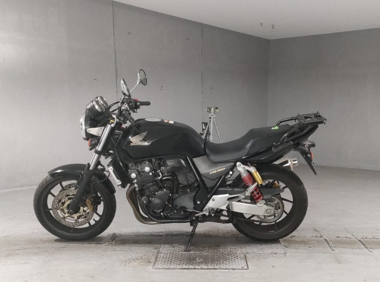 Мотоцикл Honda CB400SFV з пробігом 22067 km