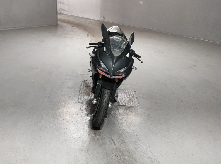 Мотоцикл Honda CBR250RR з пробігом 10331 km