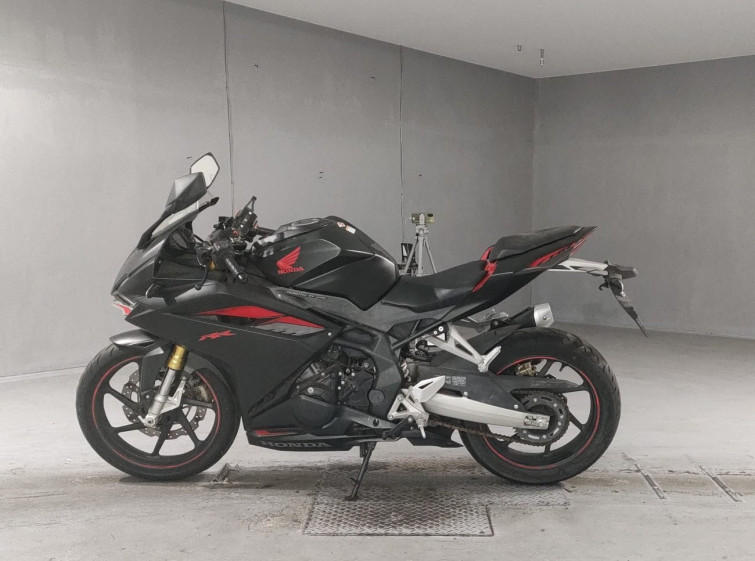 Мотоцикл Honda CBR250RR з пробігом 10331 km