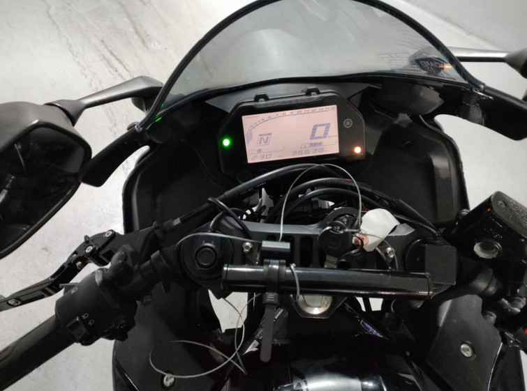 Мотоцикл Yamaha YZF-R25 з пробігом 36638 km