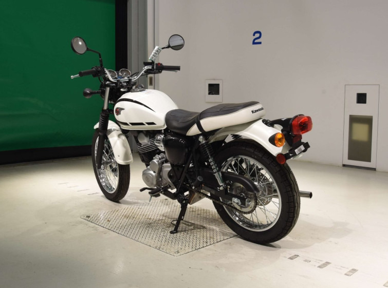 Мотоцикл Kawasaki W230 з пробігом 383 km