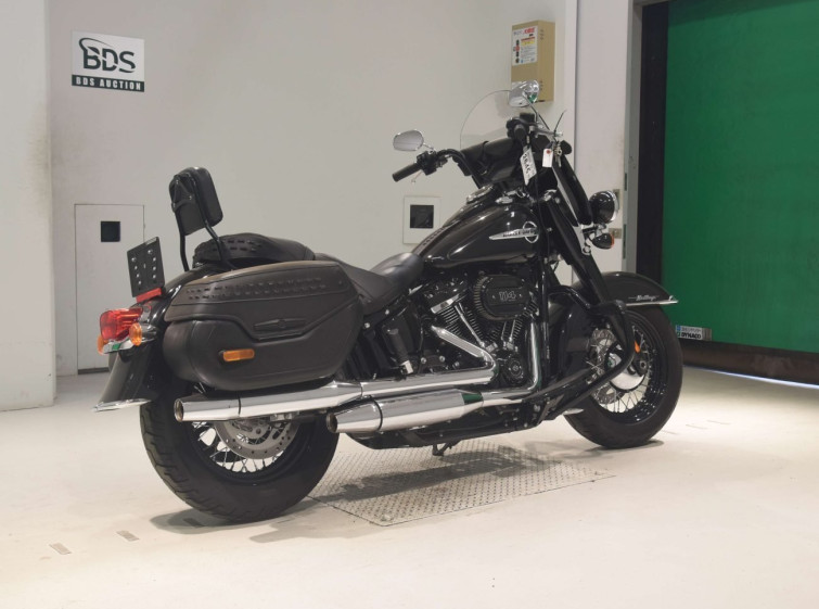 Мотоцикл HD HERITAGE FLHCS1870 с пробегом 10151 km