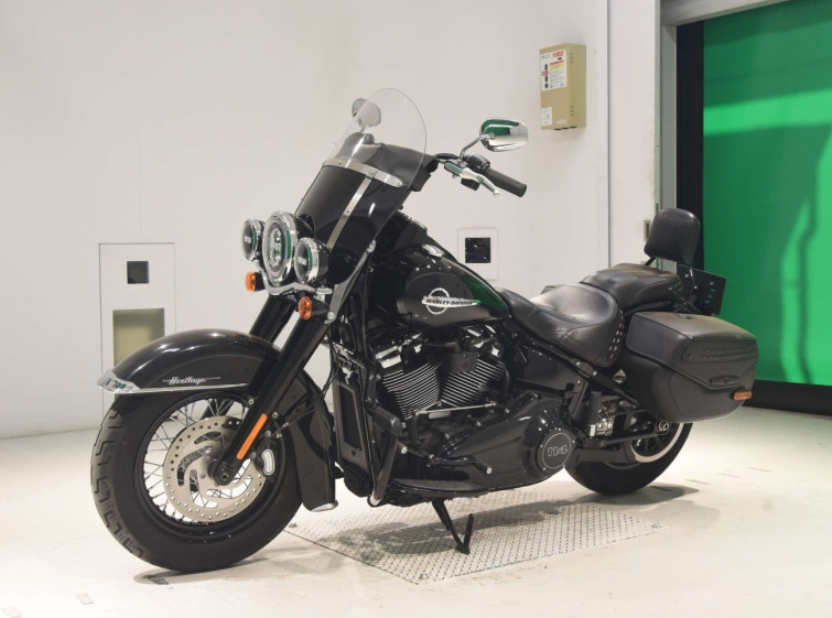 Мотоцикл HD HERITAGE FLHCS1870 с пробегом 10151 km
