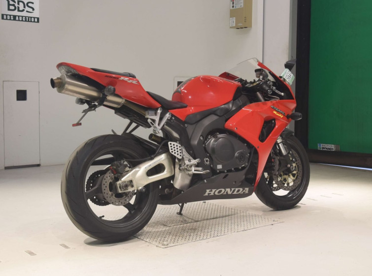 Мотоцикл Honda CBR1000RR з пробігом 58826 km
