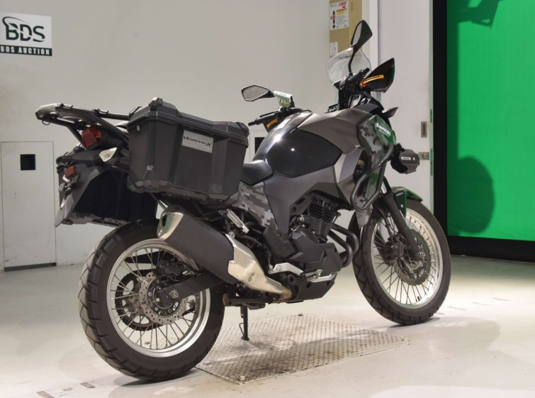Мотоцикл Kawasaki D-TRACKER125 с пробегом 17436 km